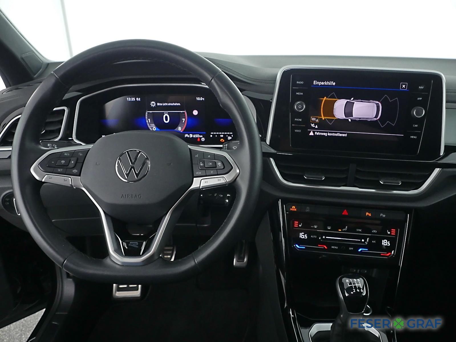 Volkswagen T-Roc 1.0 TSI R-Line - Samsaru's Car Outlet