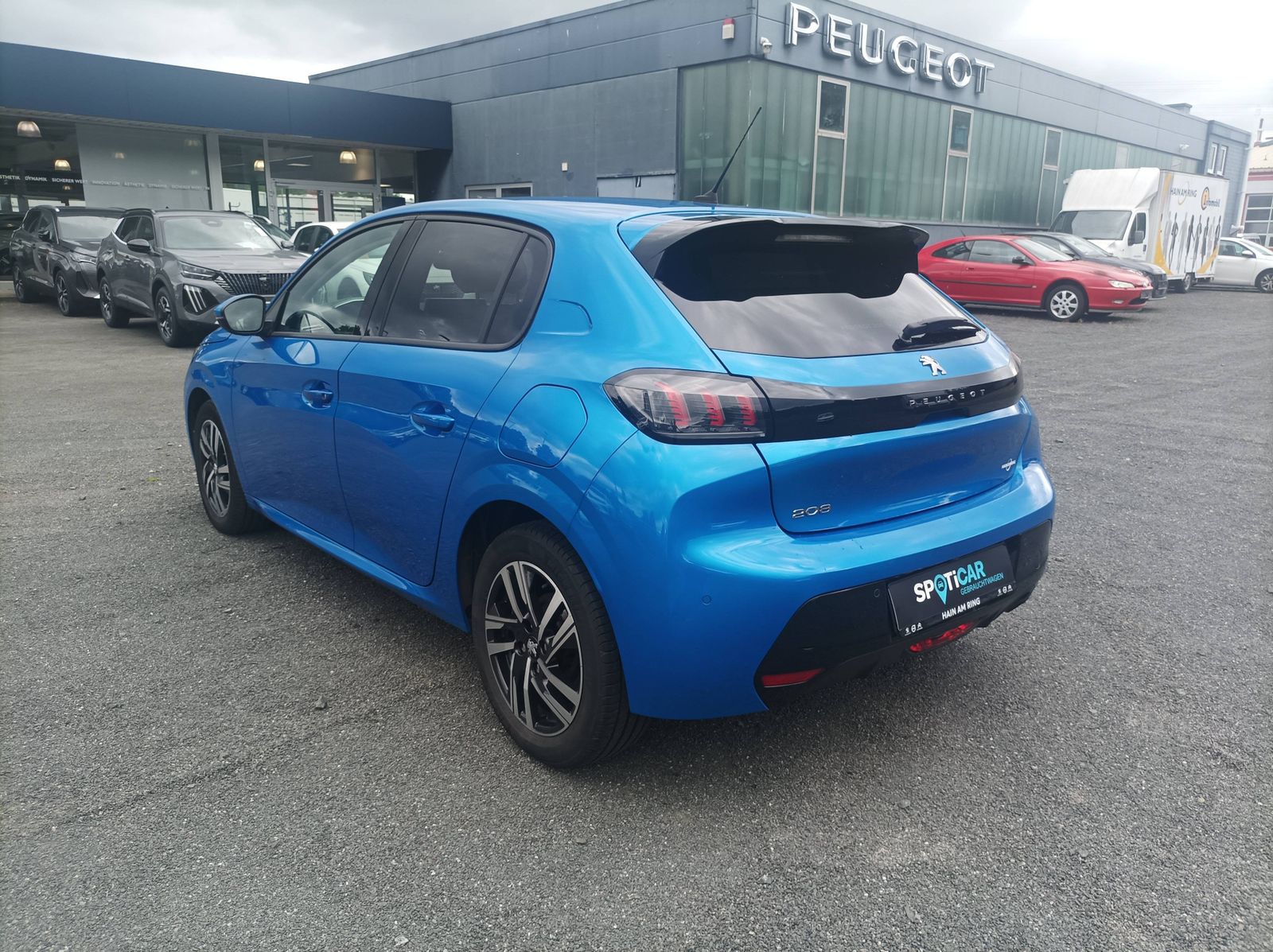 Peugeot 208 Allure 100 Automatik - Samsaru's Car Outlet