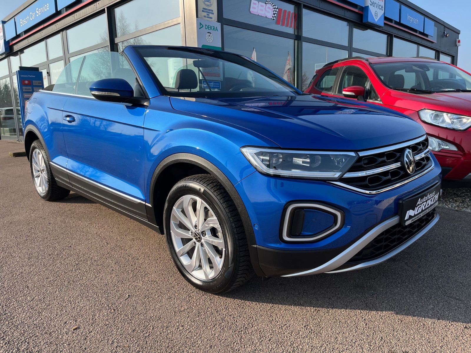 Volkswagen T-Roc Style-Edition - Samsaru's Car Outlet