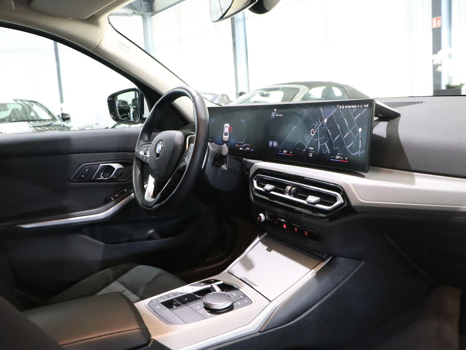 BMW 320d LIMOUSINE xDrive BUSINESS / CURVED / LED