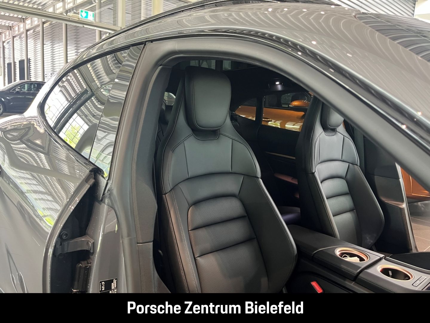 Porsche Taycan 4S Cross Turismo Panorama Luftfederung
