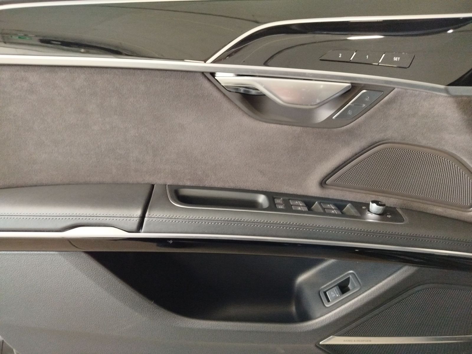 Audi A8 50 TDI quattro - Samsaru's Car Outlet