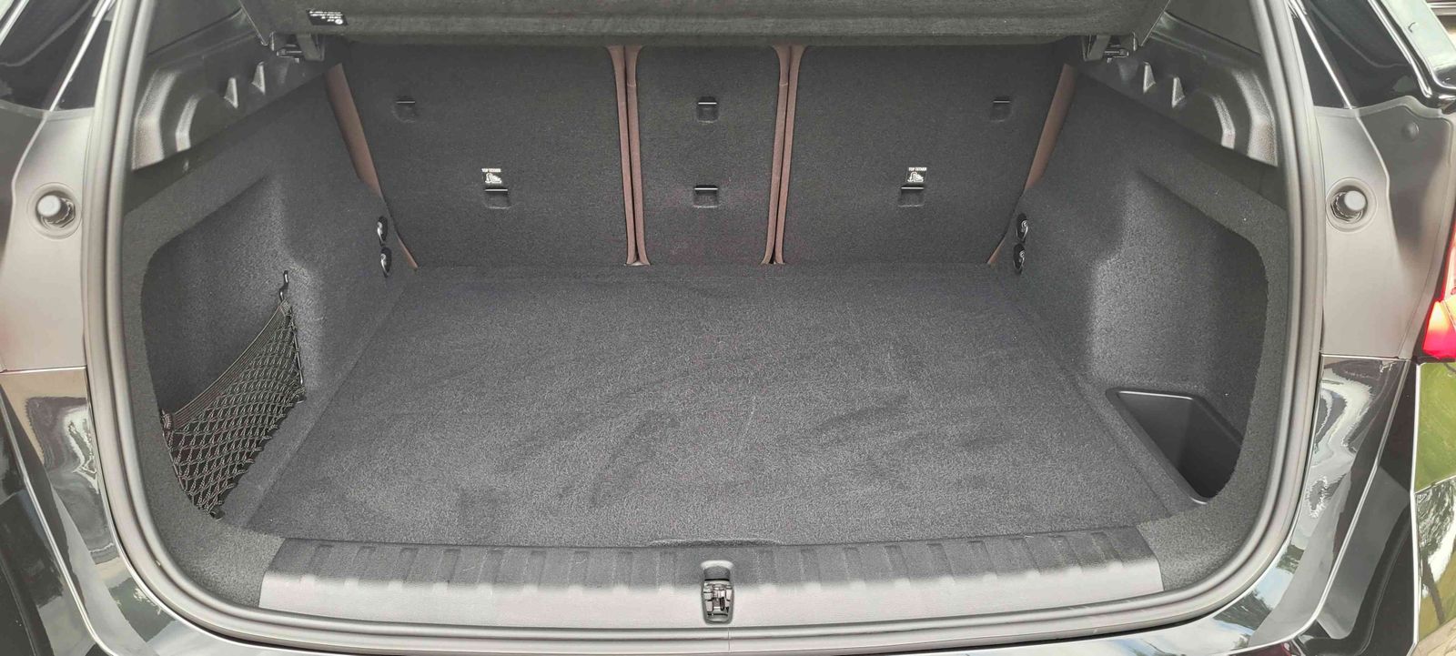 BMW X1 xDrive23i M Sportpaket - Samsaru's Car Outlet