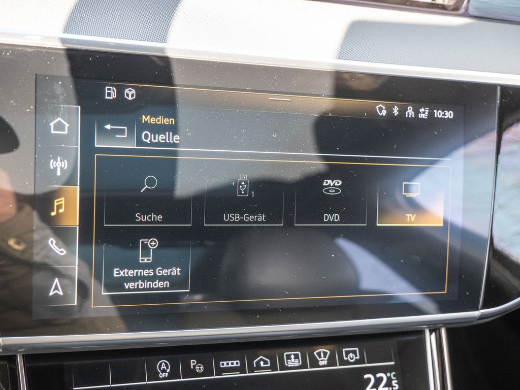 Audi A8 lang 60TFSI quattro - Samsaru's Car Outlet
