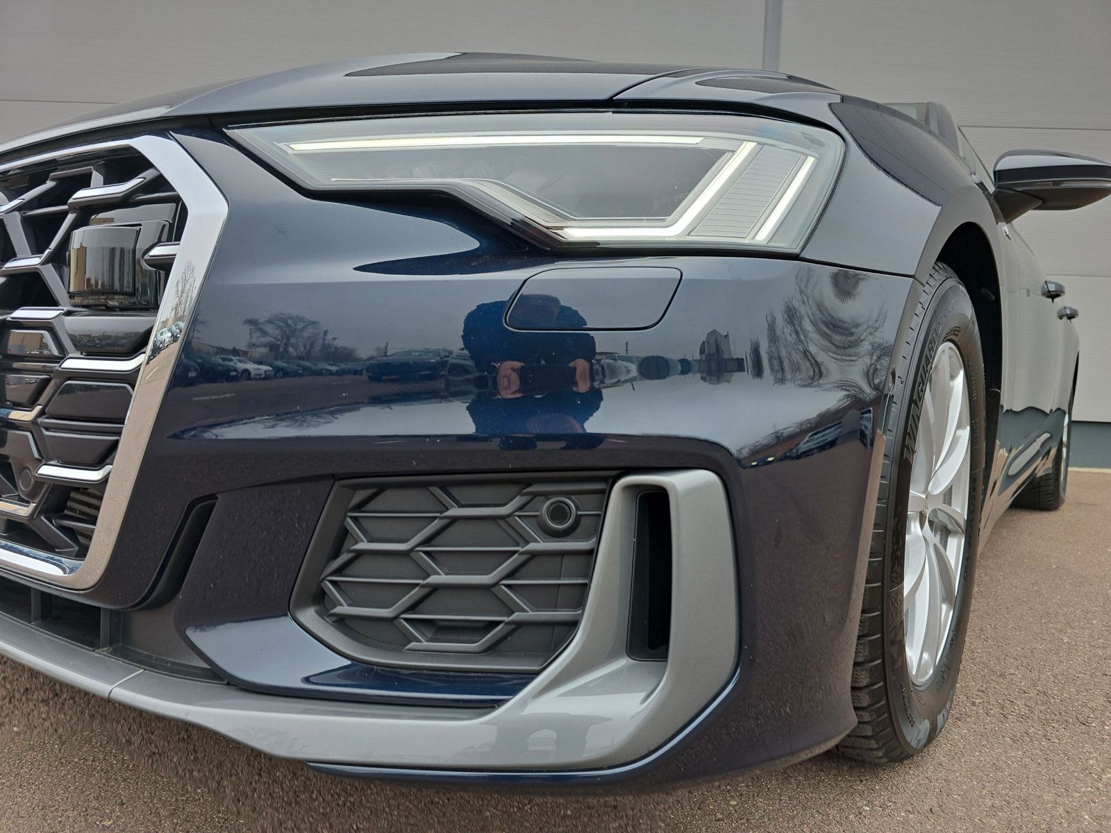 Audi A6 Avant 45 TFSI qu S line - Samsaru's Car Outlet