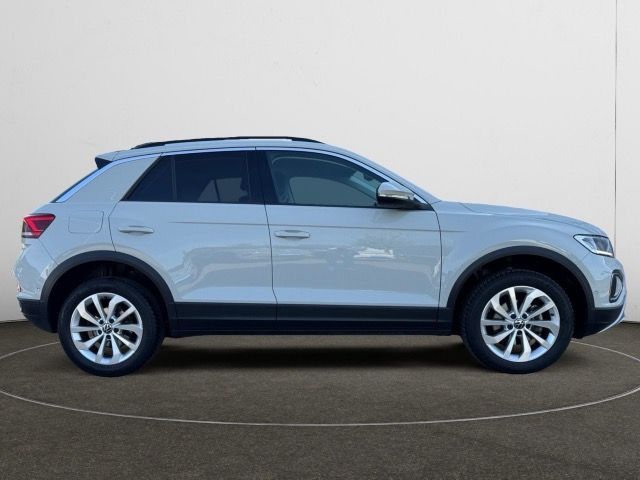 Volkswagen T-Roc 1.5 TSI DSG Life - Samsaru's Car Outlet