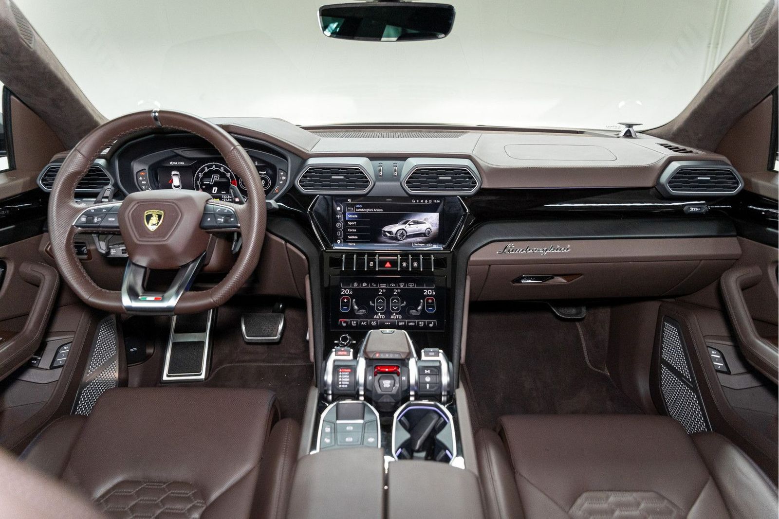 Lamborghini Urus S - Samsaru's Car Outlet
