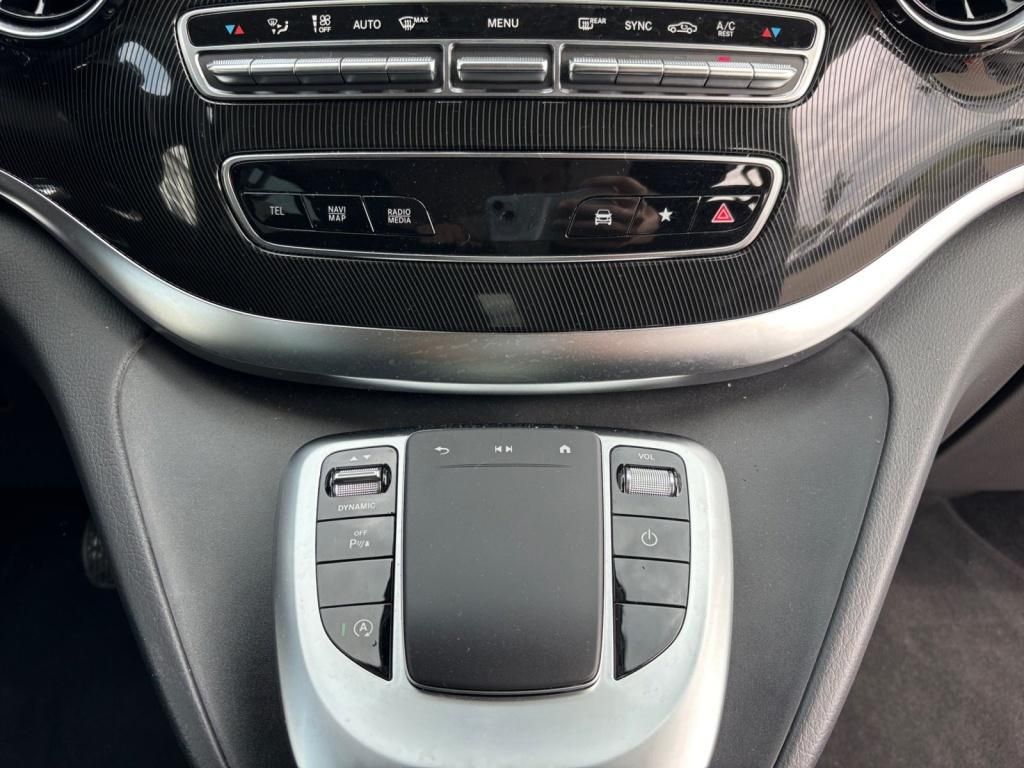 Mercedes-Benz V 220 d EDITION - Samsaru's Car Outlet