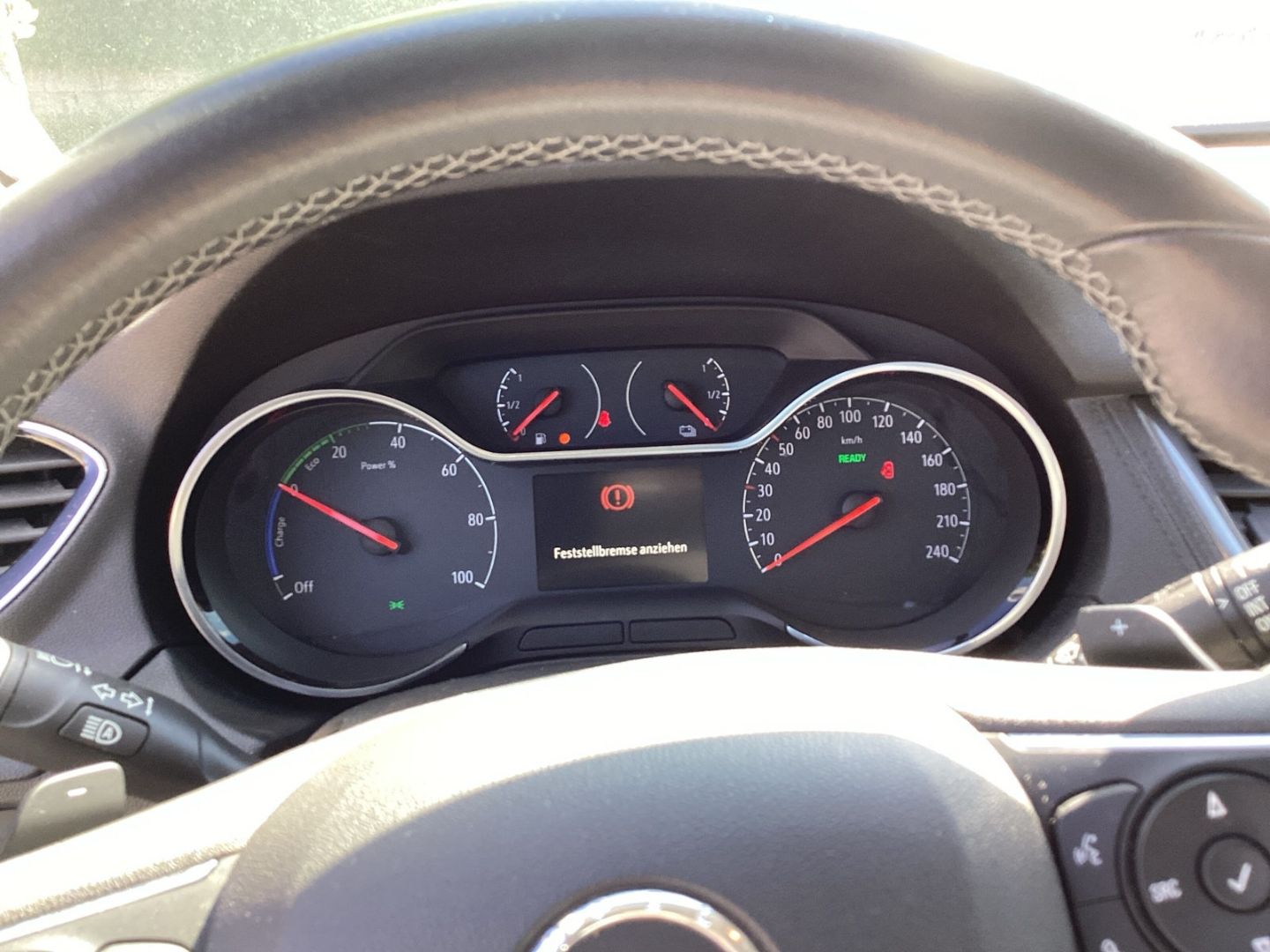 Opel Grandland Business Elegance Plug-in-Hybrid - Samsaru's Car Outlet