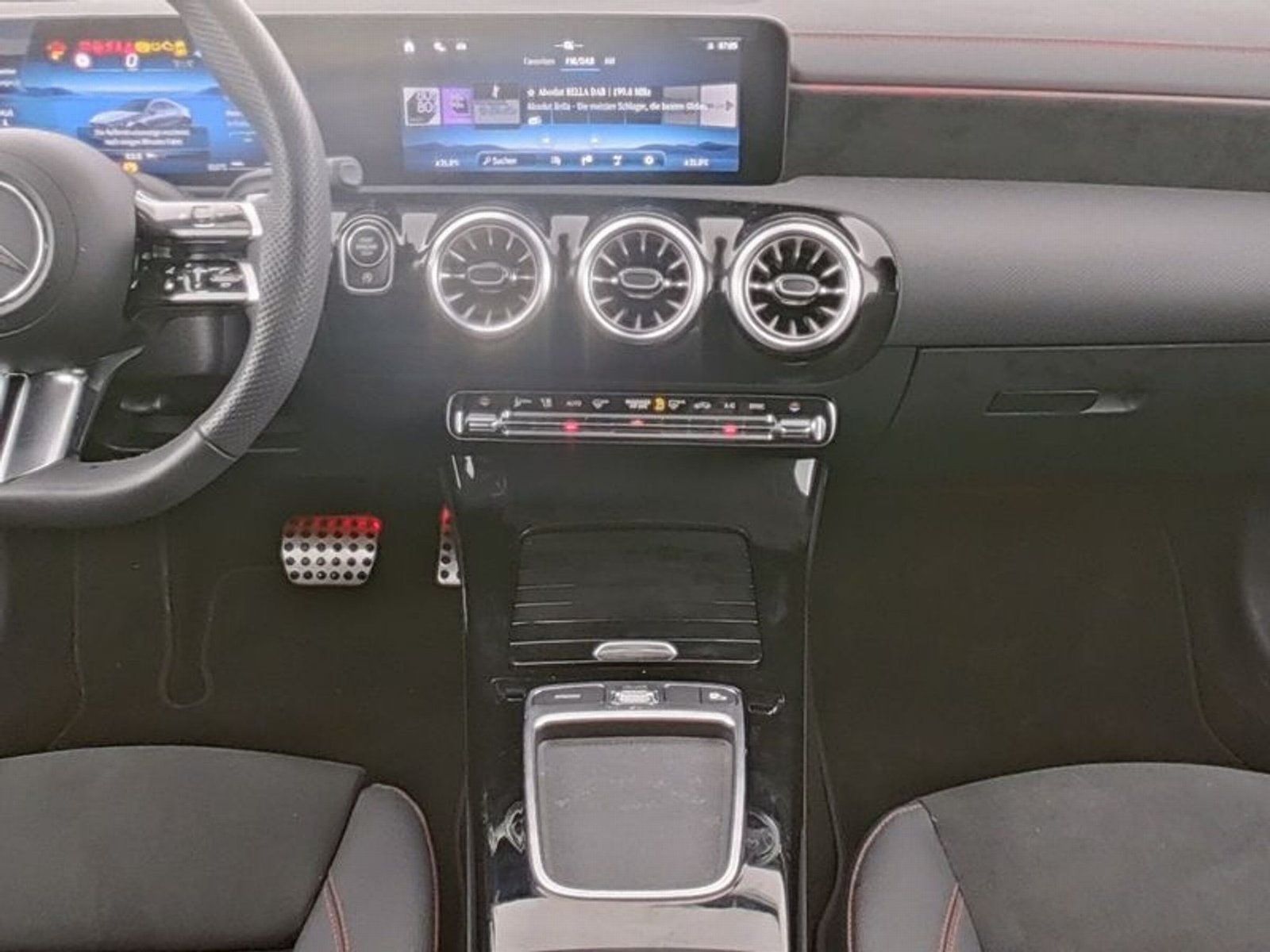 Mercedes-Benz CLA 200 AMG - Samsaru's Car Outlet