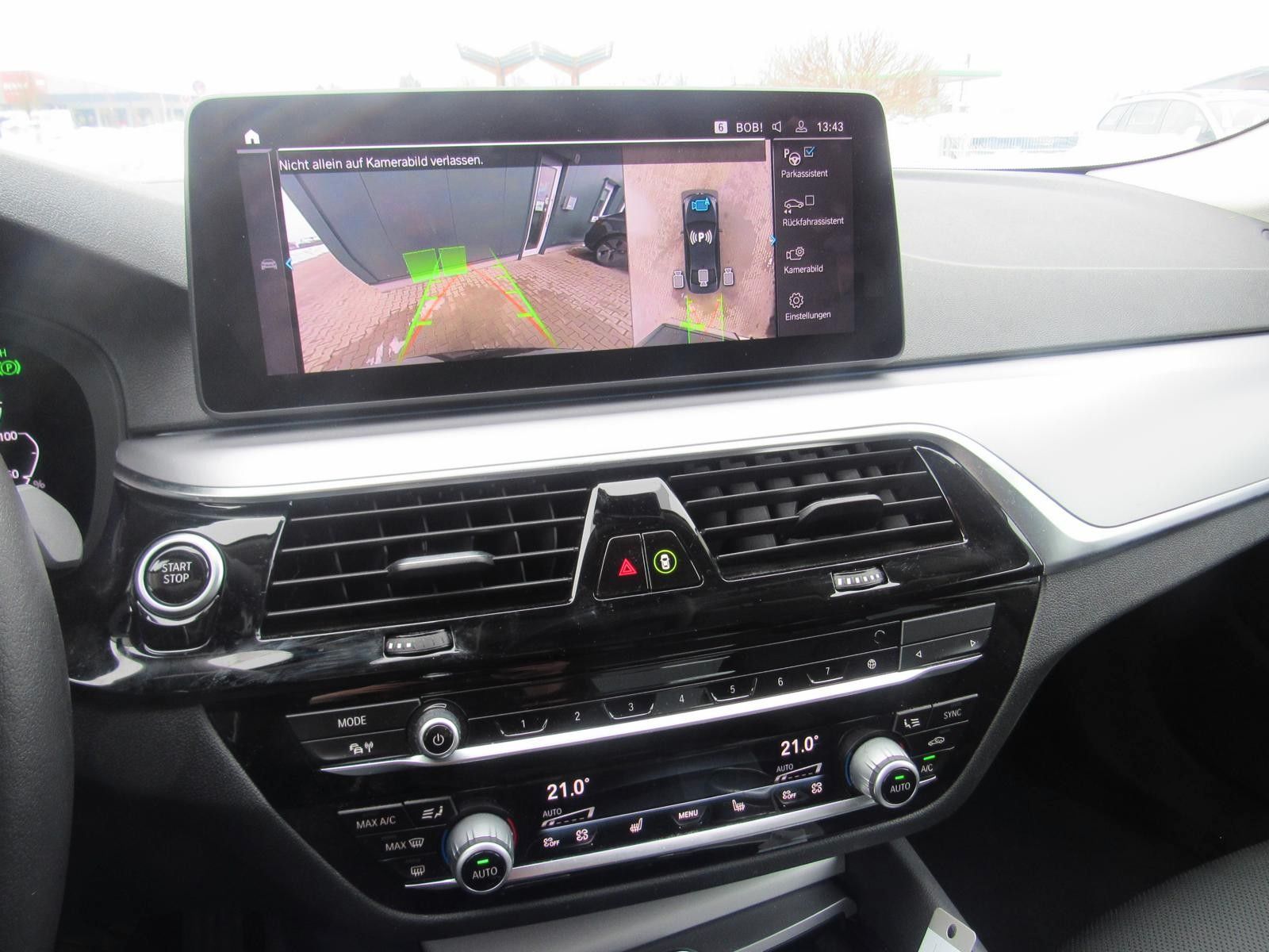BMW 530e xDrive Limousine Laser, HUD, ACC, DAB, Hifi