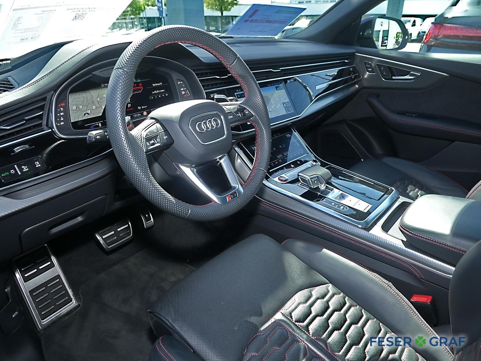 Audi RSQ8 B&O Keramik Pano Sitzbelüft Standh 305 Km/h