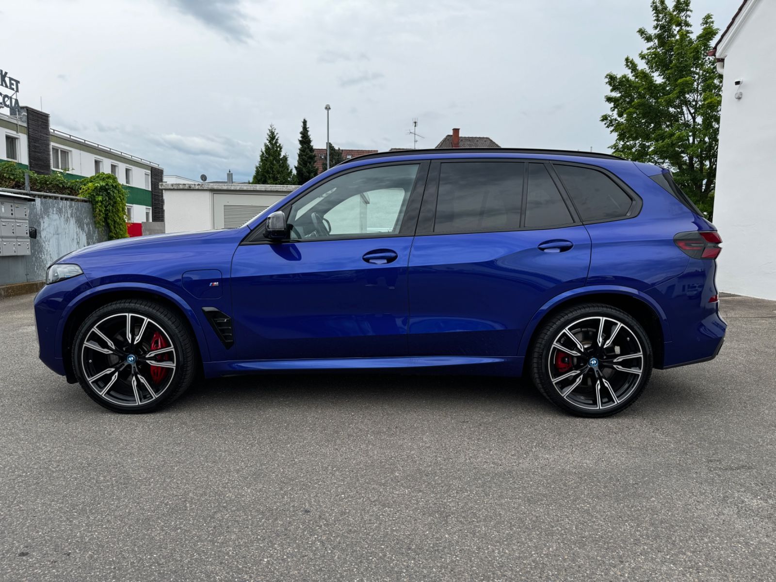 BMW X5 50 e xDrive M Sport Pro * 22 Zoll*INNO*AHK*CA