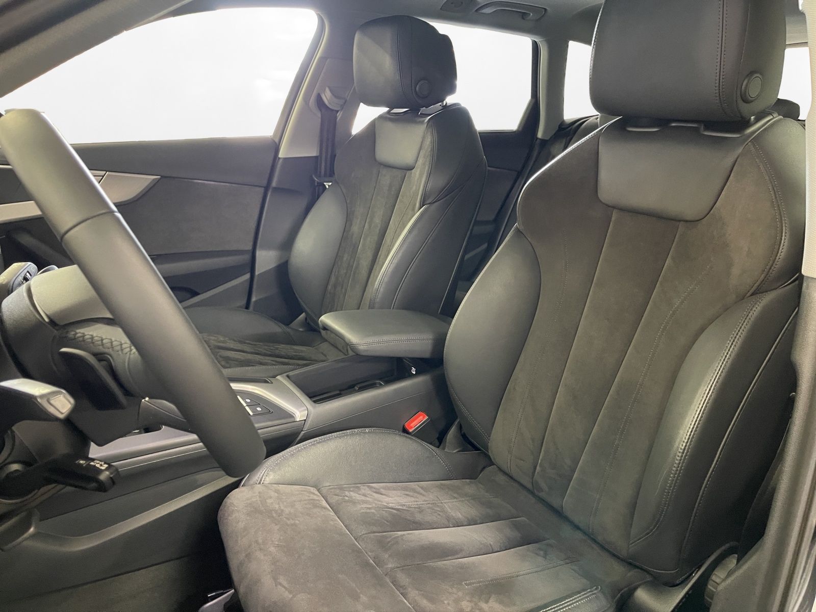 Audi A4 allroad 45 TFSI qu. AHK Pano Matrix LM 19" RF