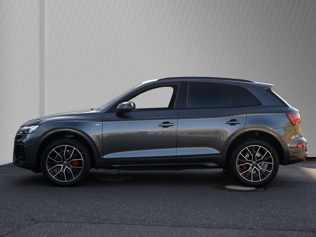 Audi Q5 40 TDI S line Panorama Matrix AHK Kamera ACC