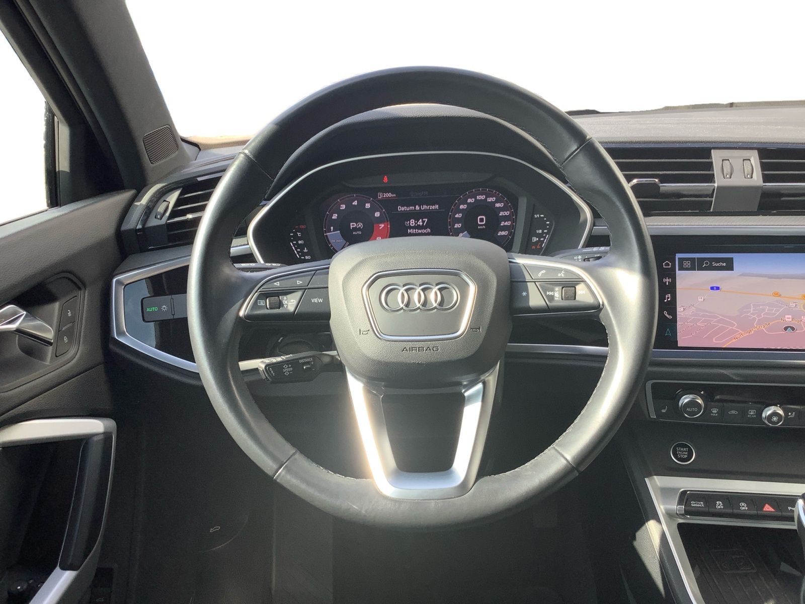 Audi Q3 advanced 45 TFSI quat. - Samsaru's Car Outlet