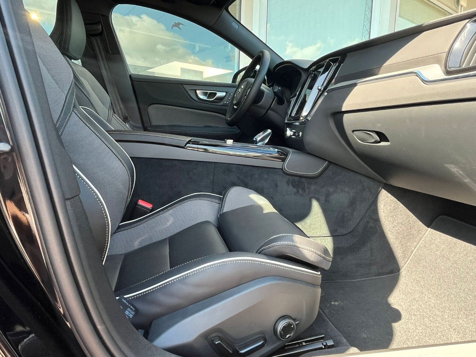 Volvo S60 Recharge T8 AWD