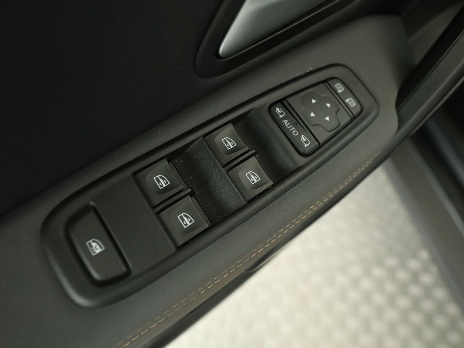 Dacia Duster Extreme TCe 150 EDC - Samsaru's Car Outlet