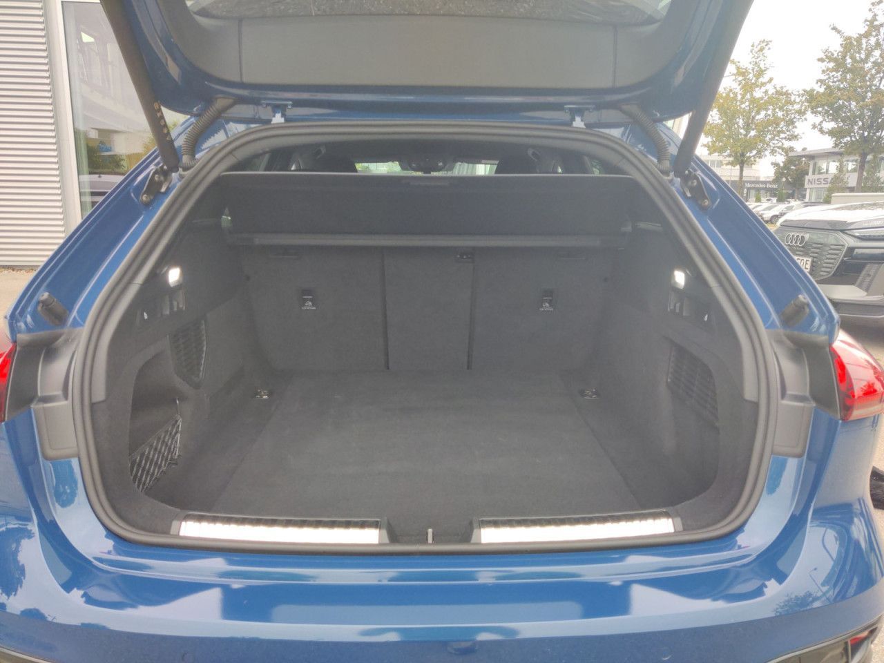 Audi A5 Avant TDI quattro 150 KW S line S tronic ACC