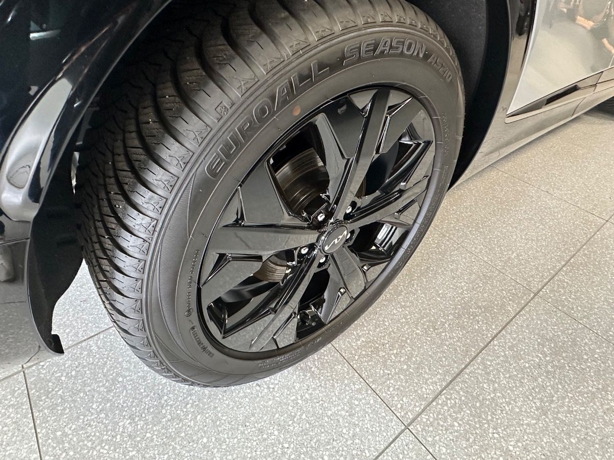 Kia Sportage NIGHTLINE - Samsaru's Car Outlet