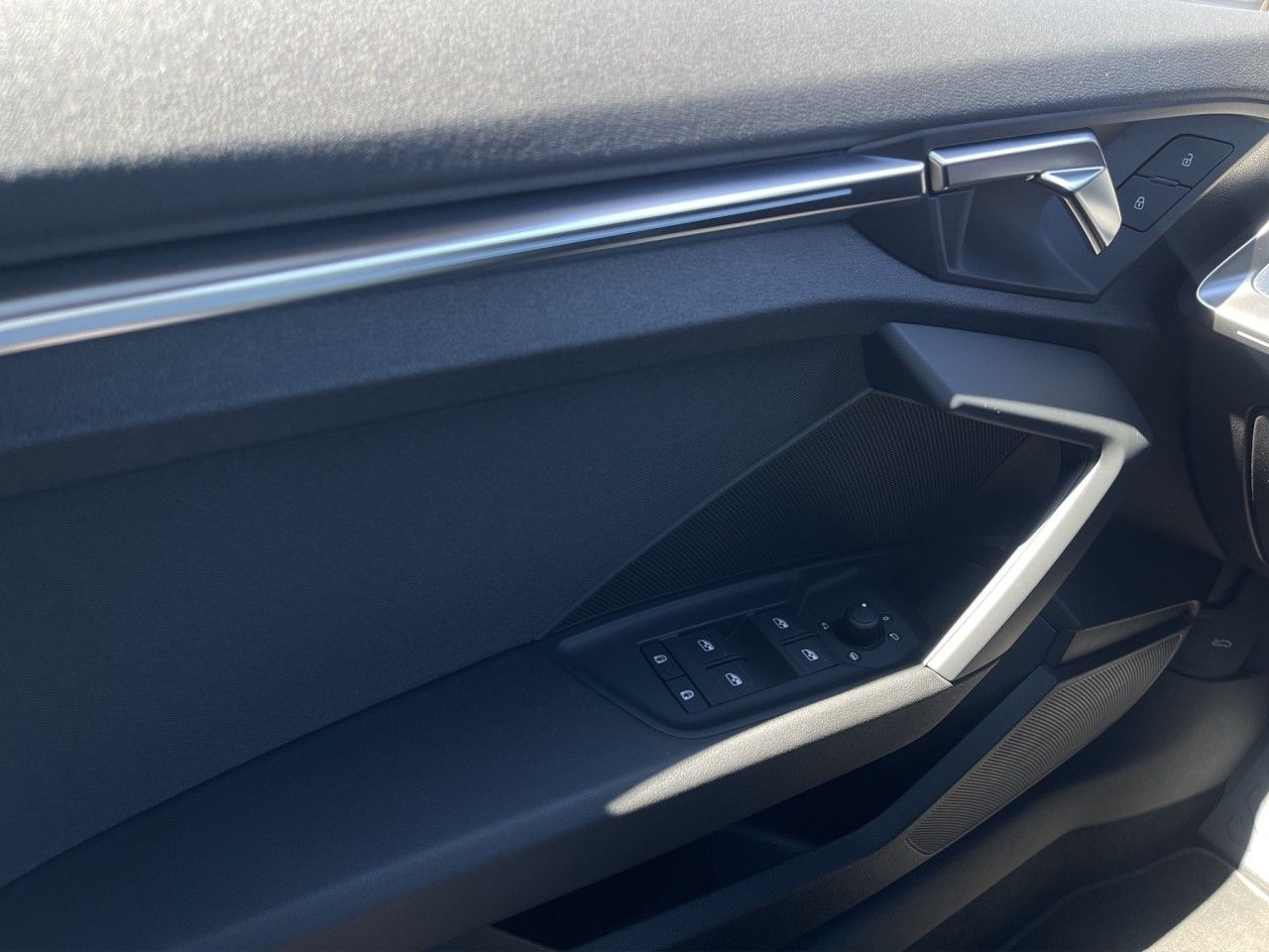 Audi A3 35 2.0TDI DSG Sportback adv./Navi/LED/Bus-Pak