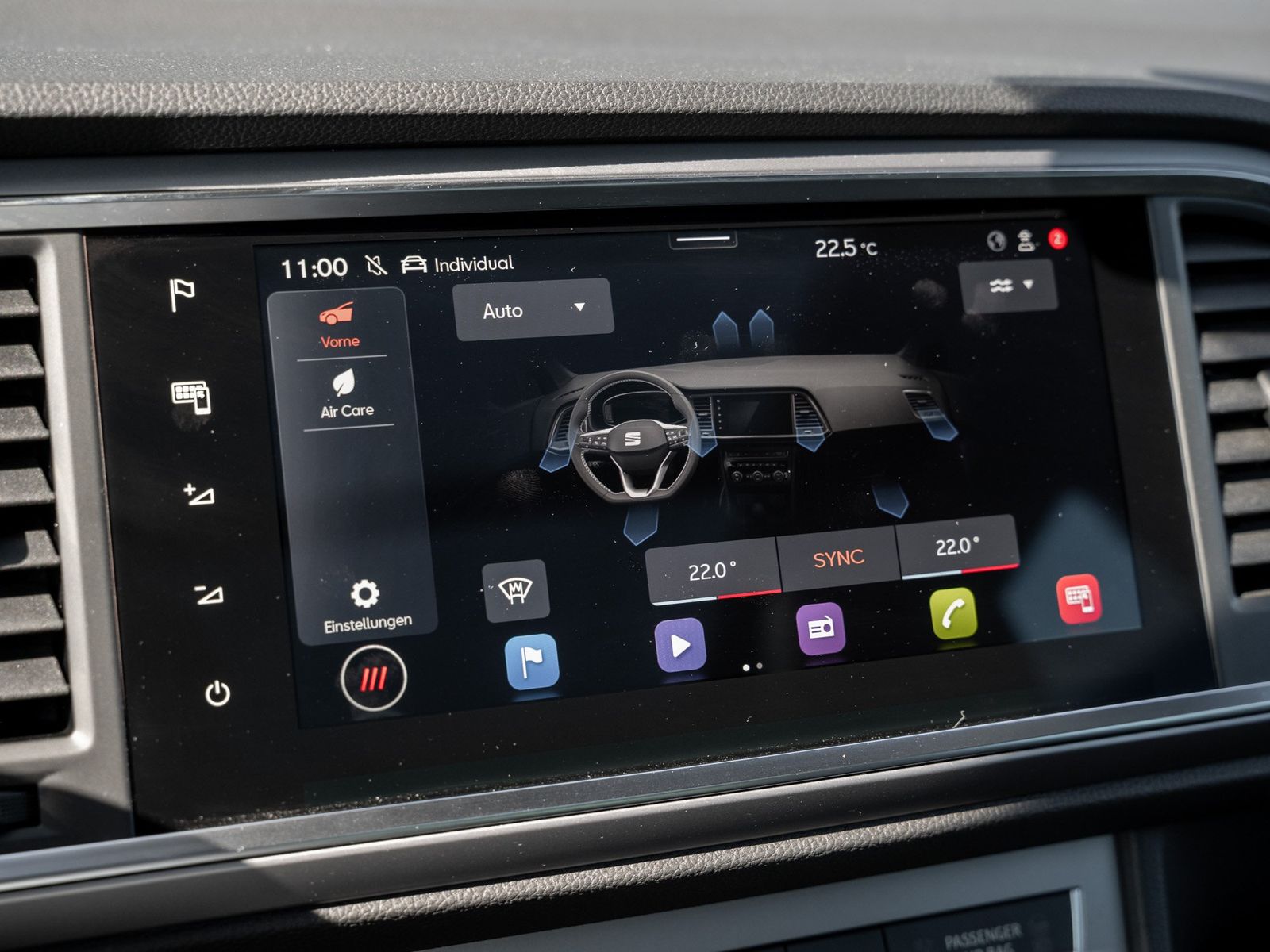 Seat ATECA FR 1.5 TSI DSG AHK Kam. Navi Pano Sportp.