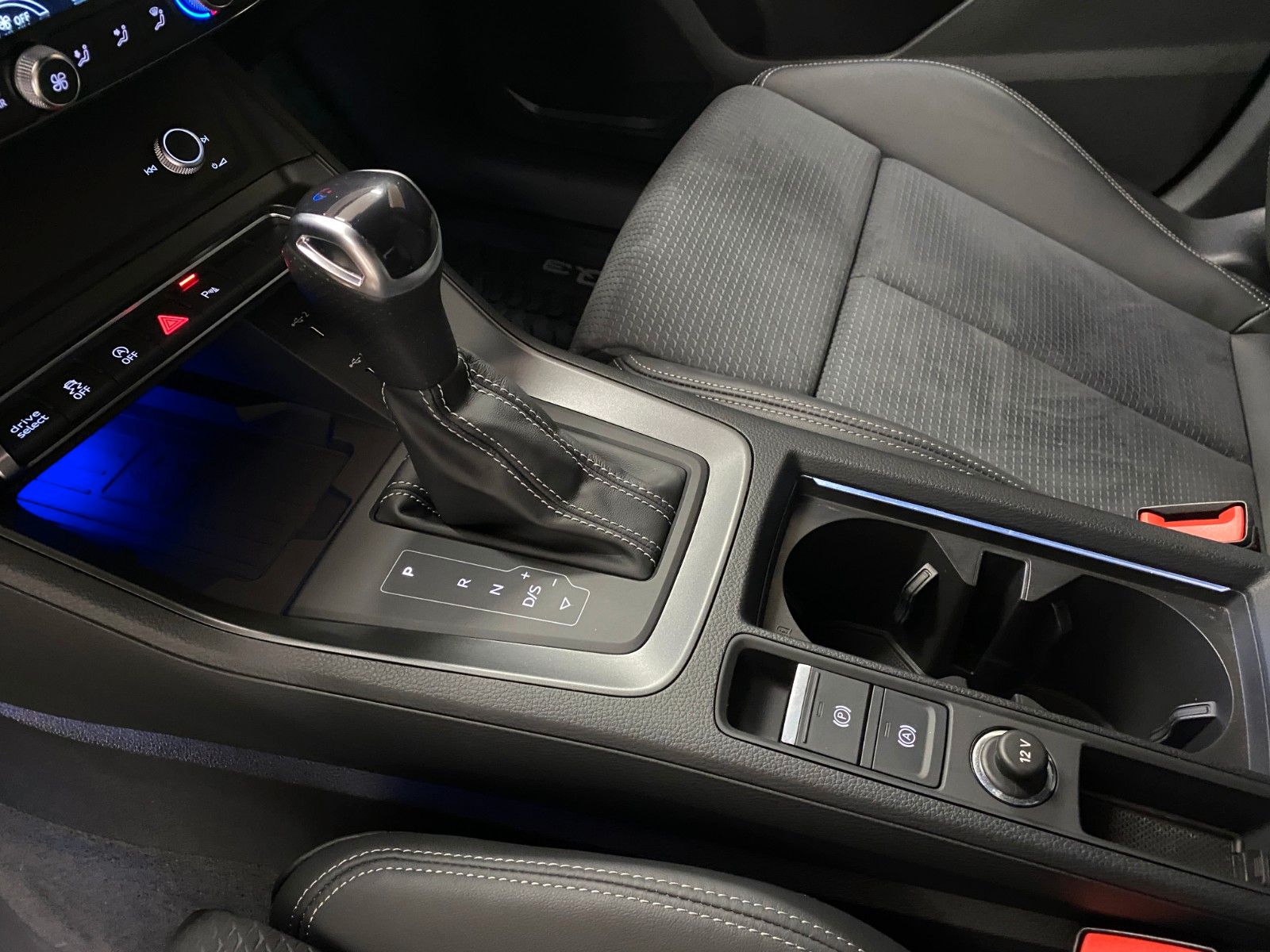 Audi Q3 45 TFSI quattro 2xS line+Matrix+Standhzg+360°