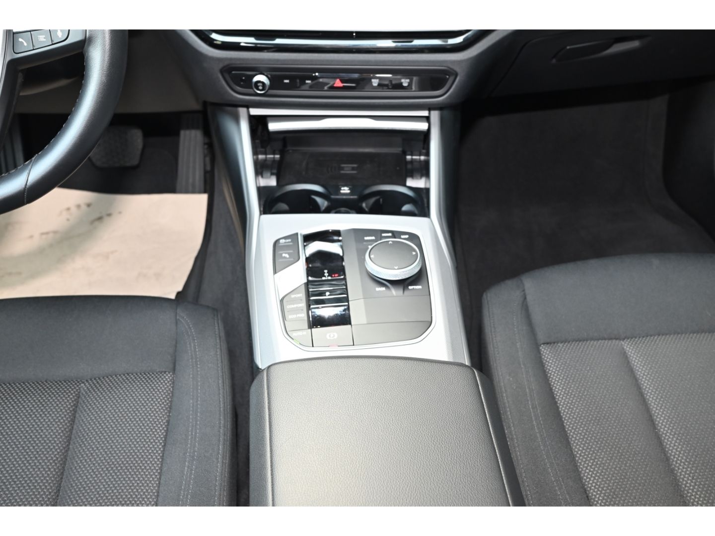 BMW 320d Touring - Samsaru's Car Outlet