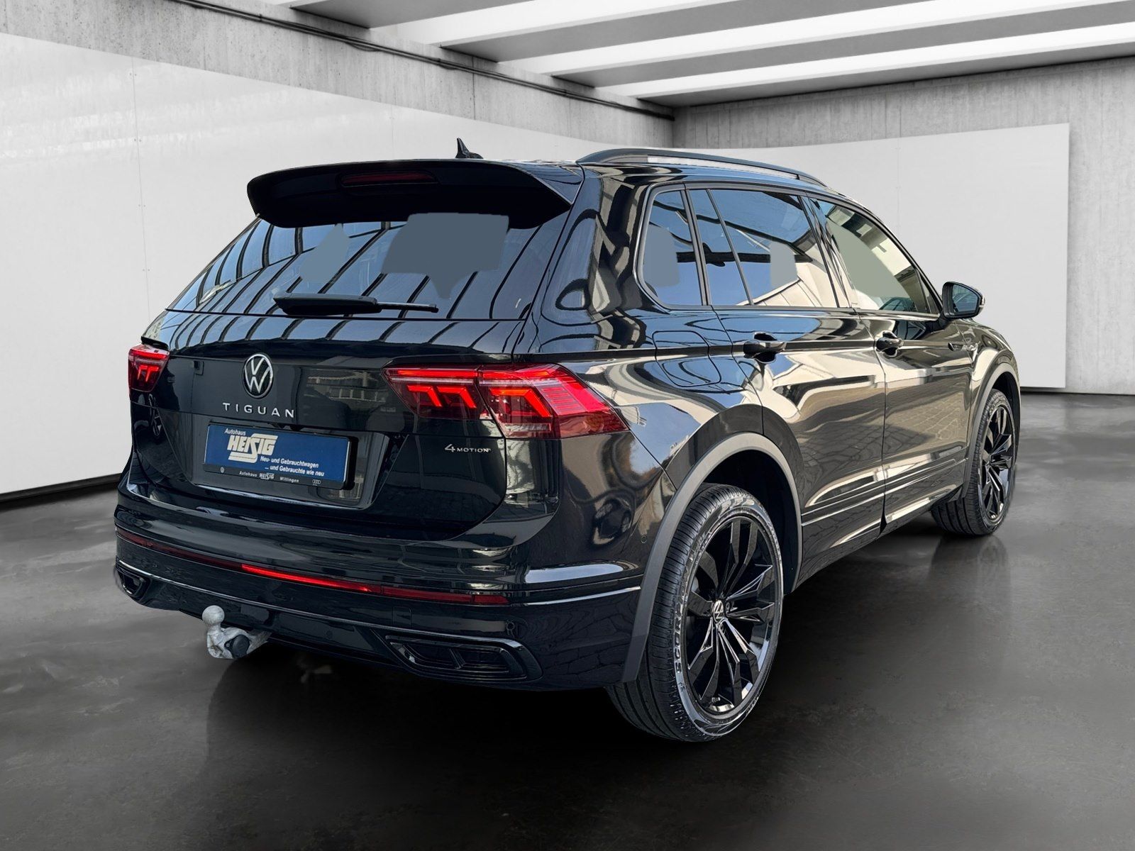 Volkswagen Tiguan 2.0 TDI DSG R-Line 4M NAVI/PANO/AHK