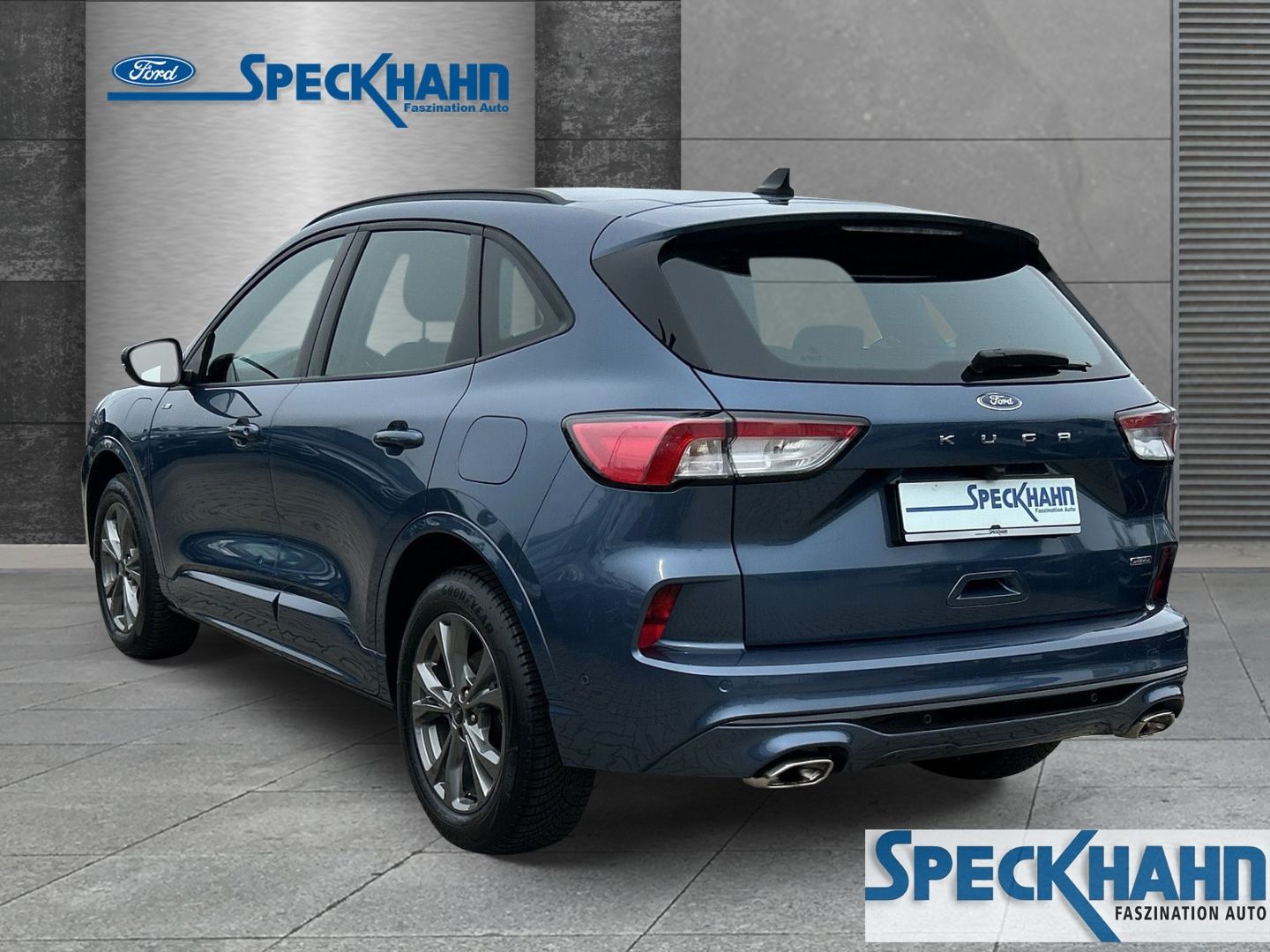 Ford Kuga Plug-In Hybrid ST-Line - Samsaru's Car Outlet