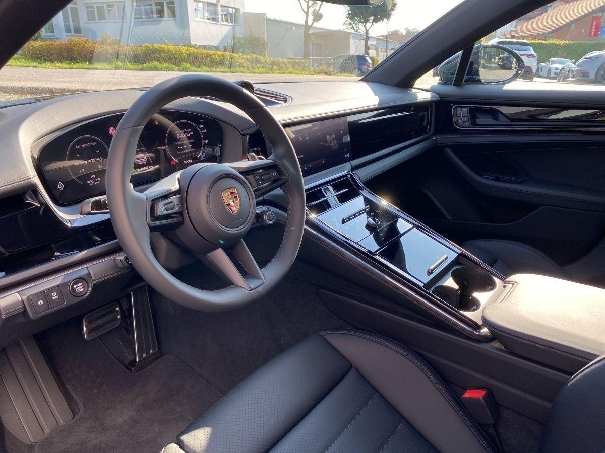 Porsche Panamera 4 E-Hybrid |Active Ride | Head-Up