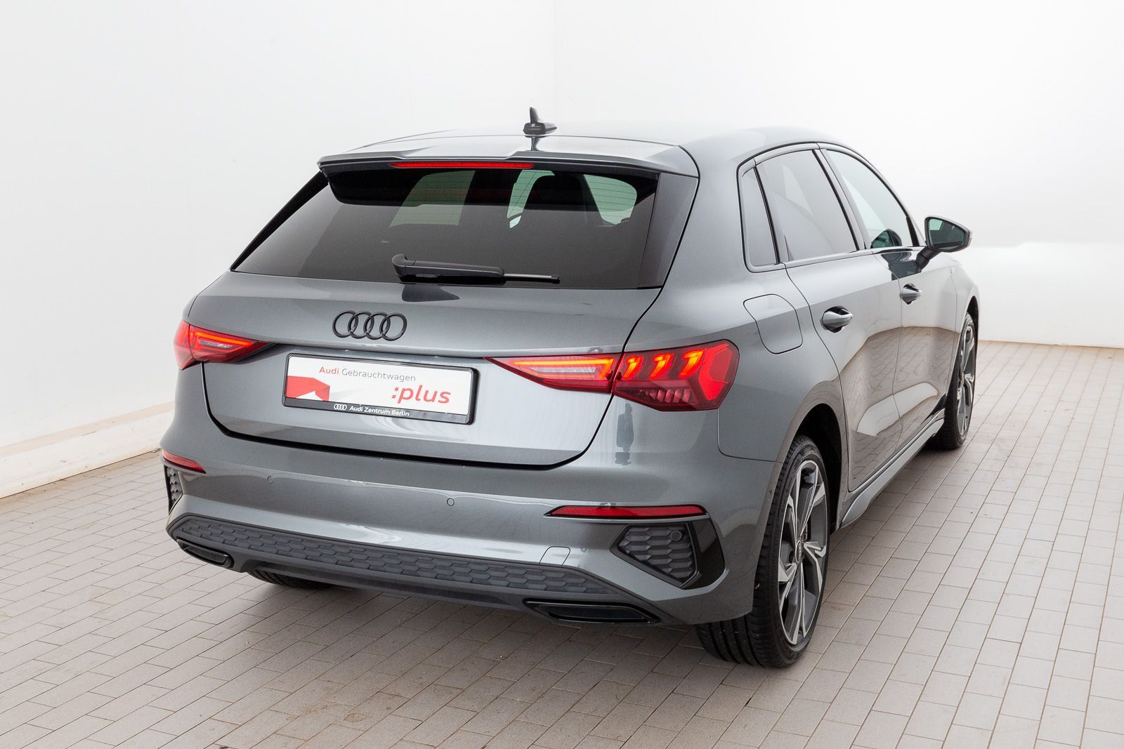 Audi A3 Sportback S line 45 TFSI e S tr. LED NAVI VIR