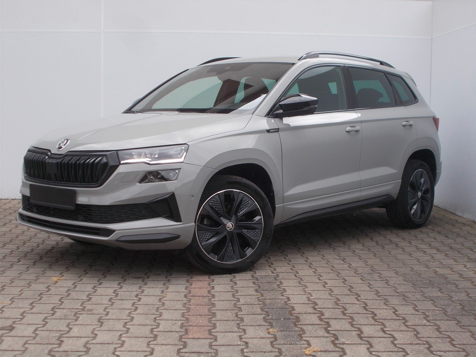 Skoda Karoq  1.5 TSI Sportline*DSG*Navi*LED *360° *AHK