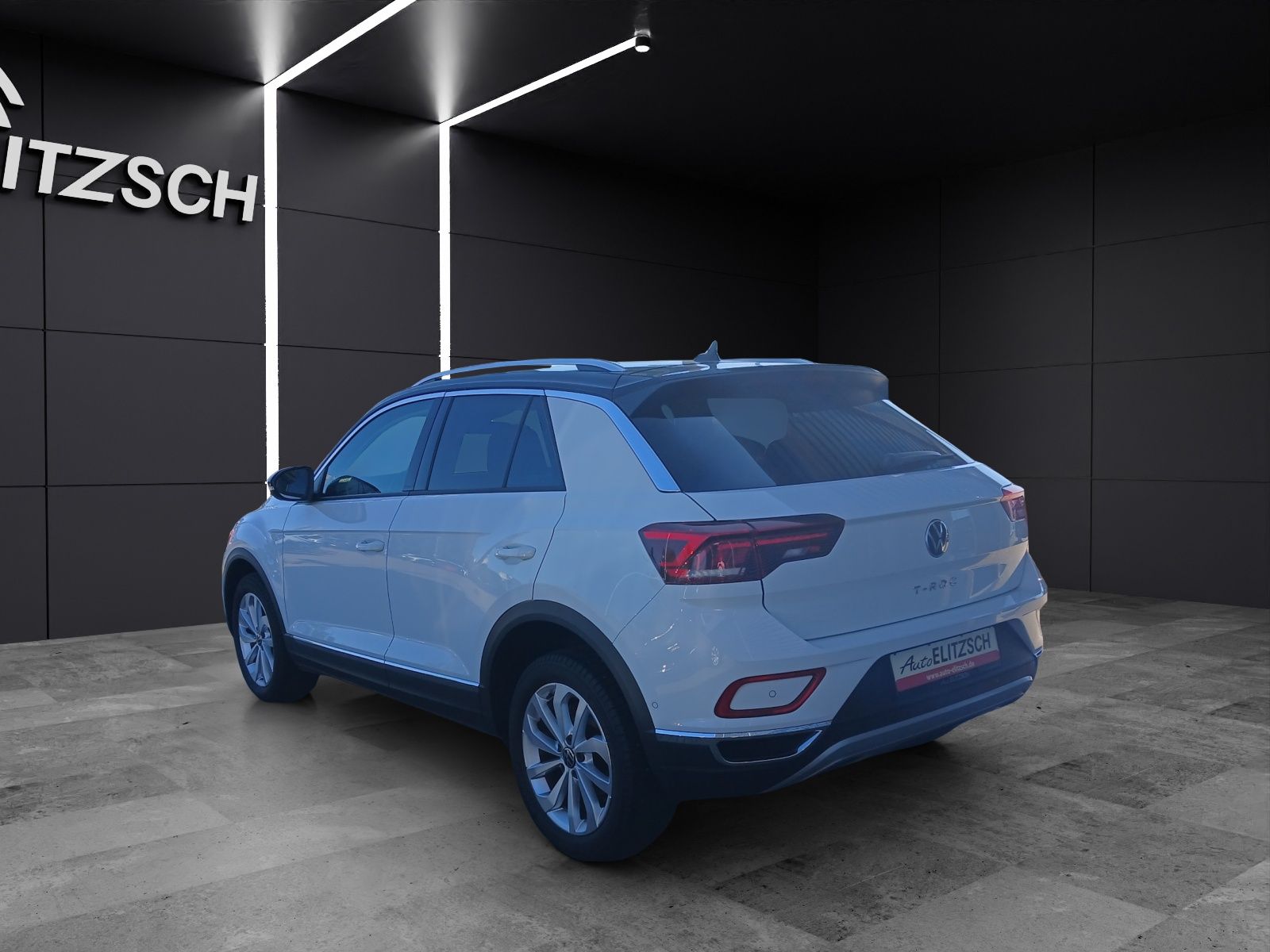Volkswagen T-Roc TDI Style - Samsaru's Car Outlet
