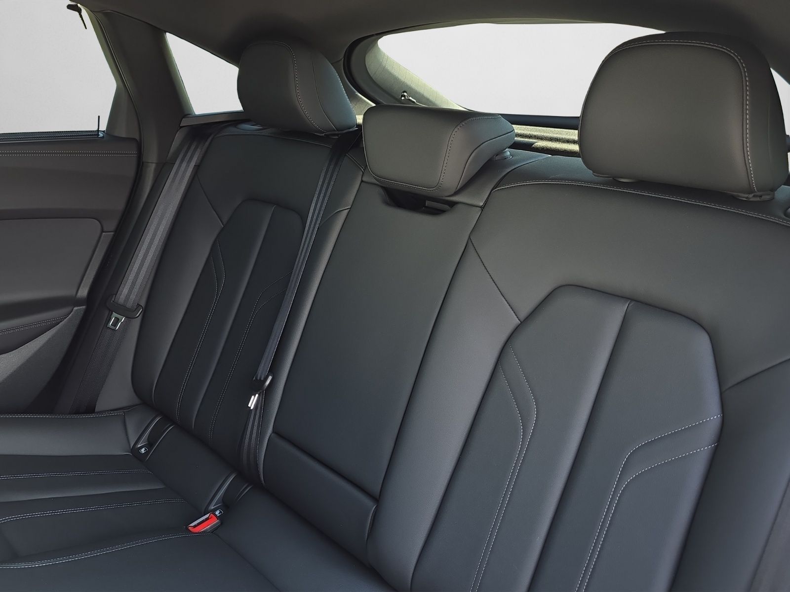 Audi A5 Limousine TFSI quattro S tronic S Line PANO 3