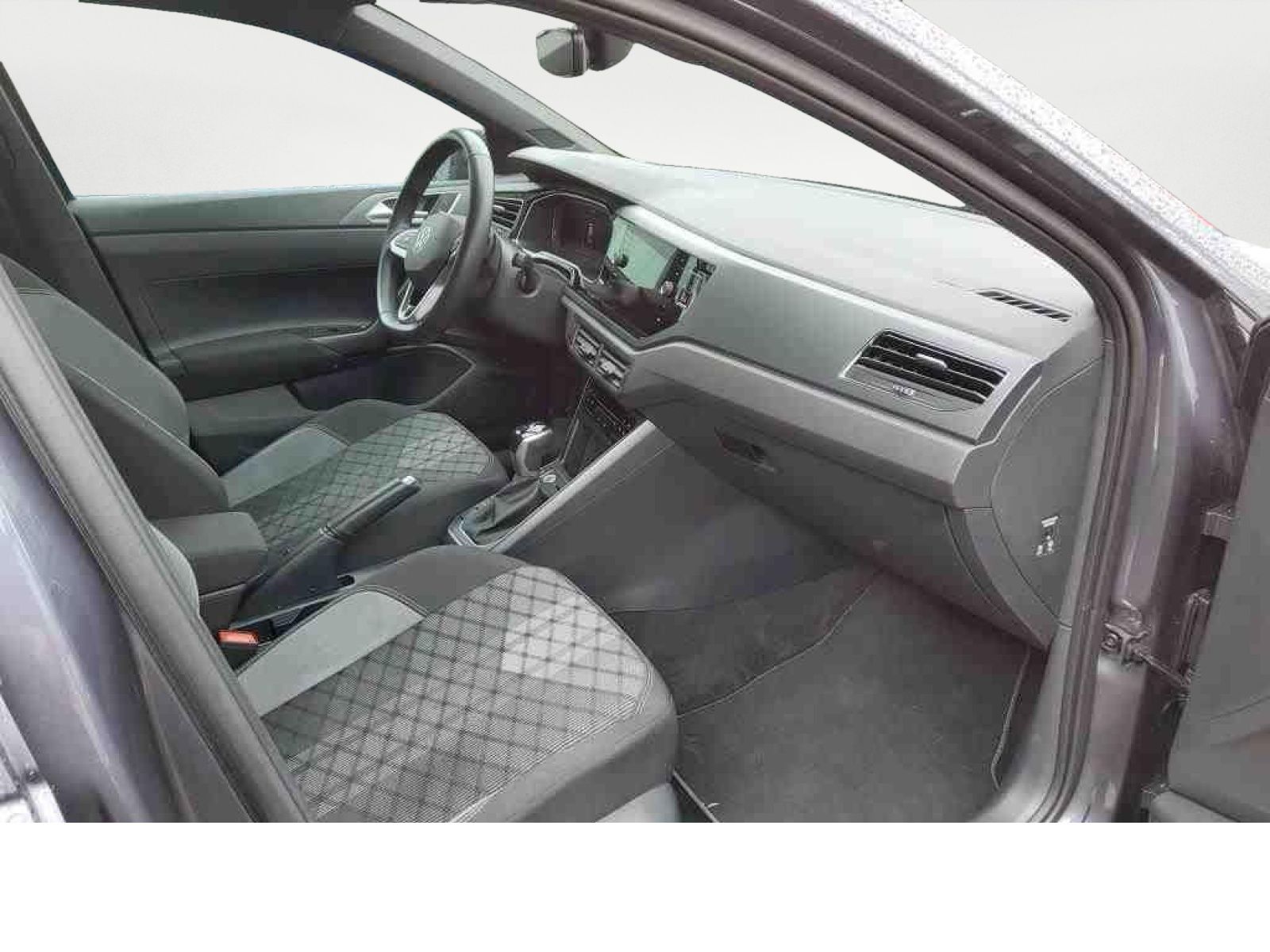 Volkswagen Taigo R-Line 1.0 TSI DSG - Samsaru's Car Outlet