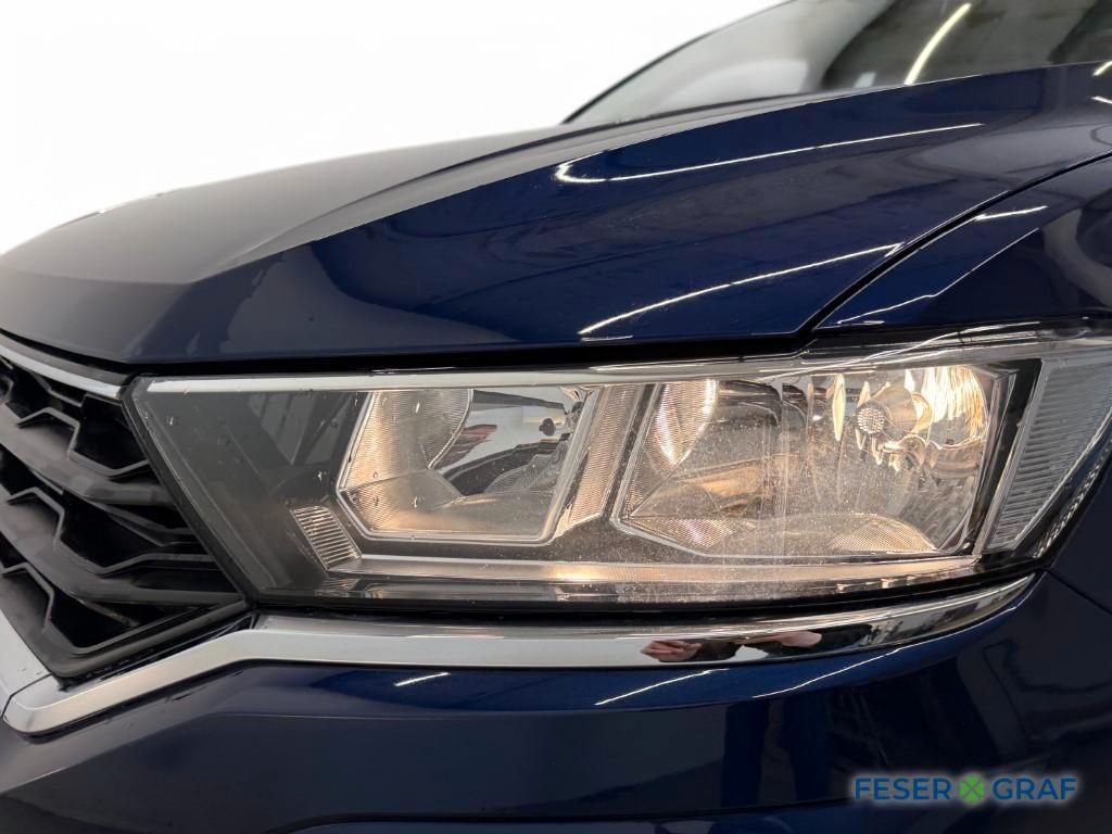 Volkswagen T-Roc Style 1.5 TSI - Samsaru's Car Outlet