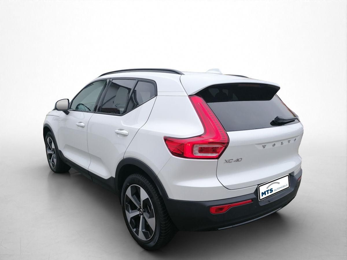 Volvo XC 40 B4 2WD Ultra Dark Aut. Pano Allwetter AHK