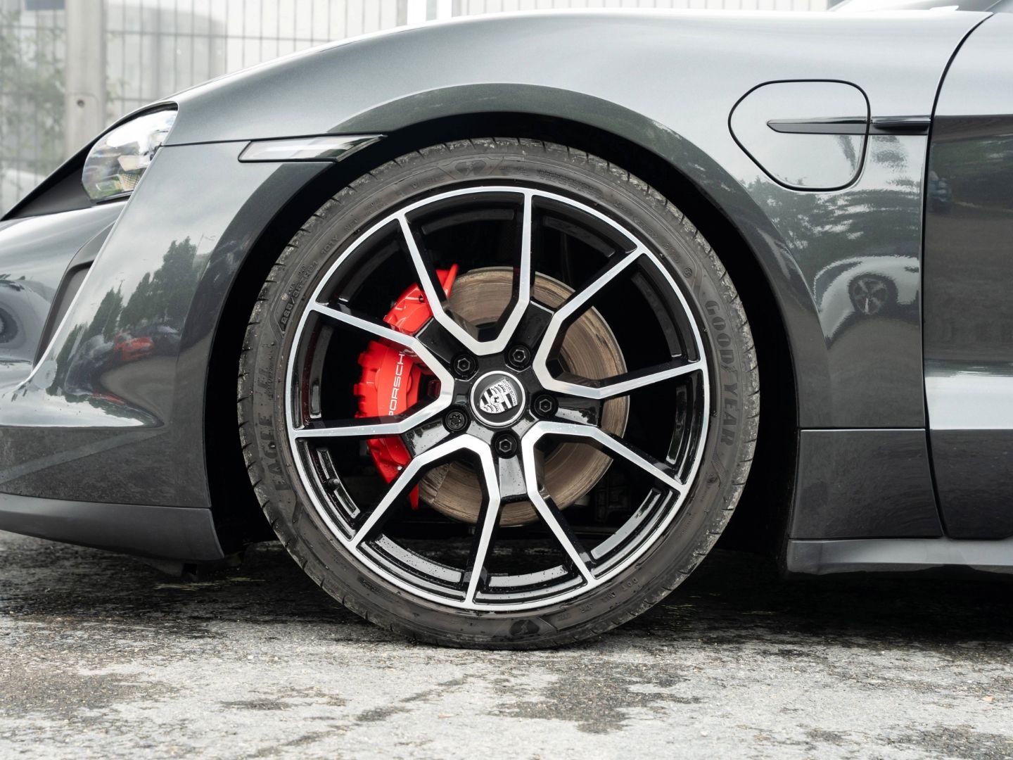 Porsche Taycan 4S Sport Turismo Sport Chrono Paket 21''