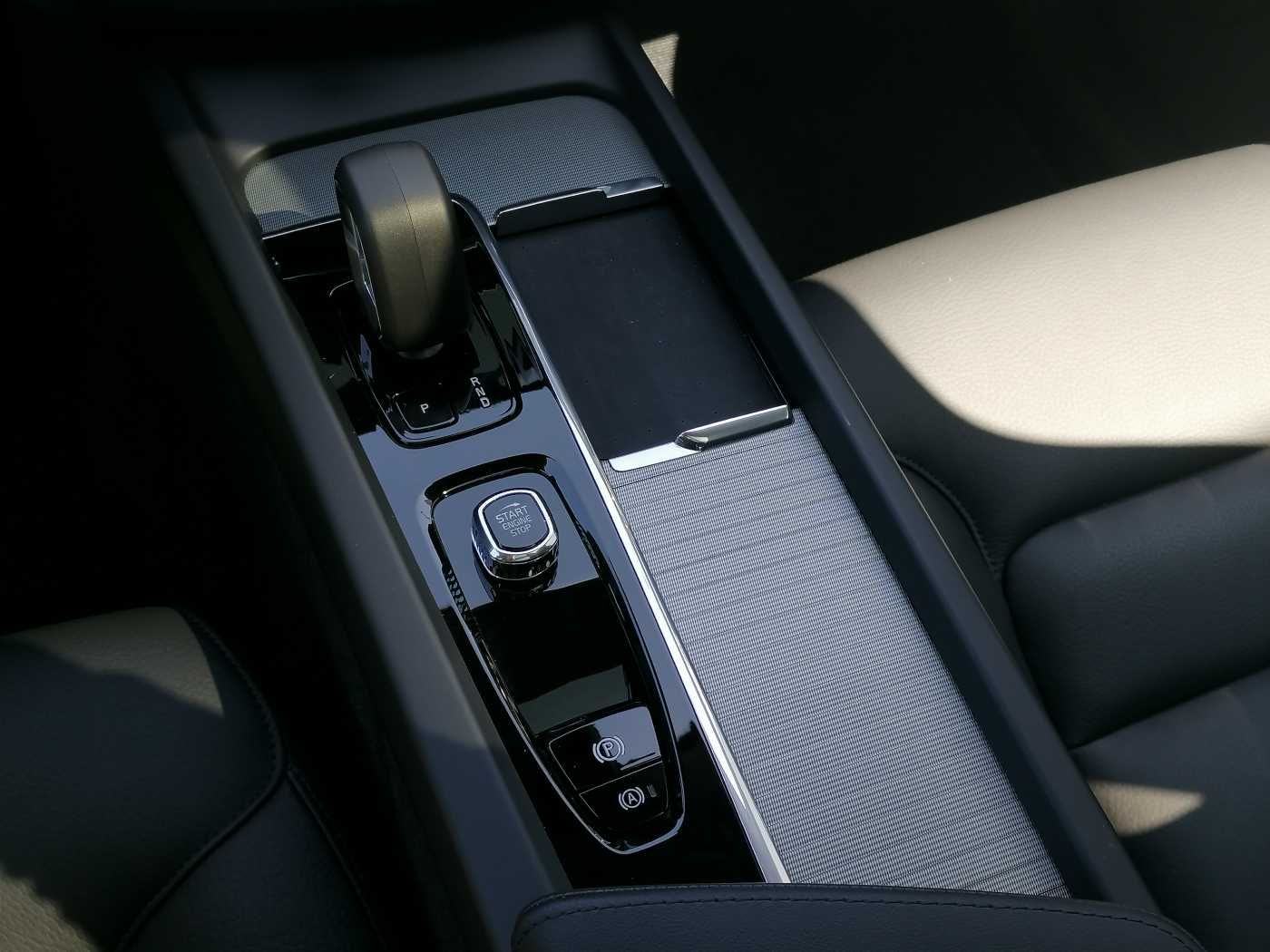 Volvo XC60 T6 AWD Twin Engine Core