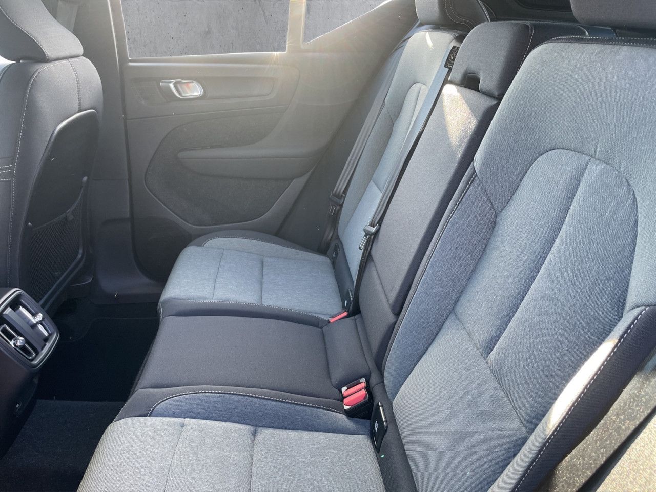 Volvo XC 40 B4 AWD Plus Dark LED+Keyless