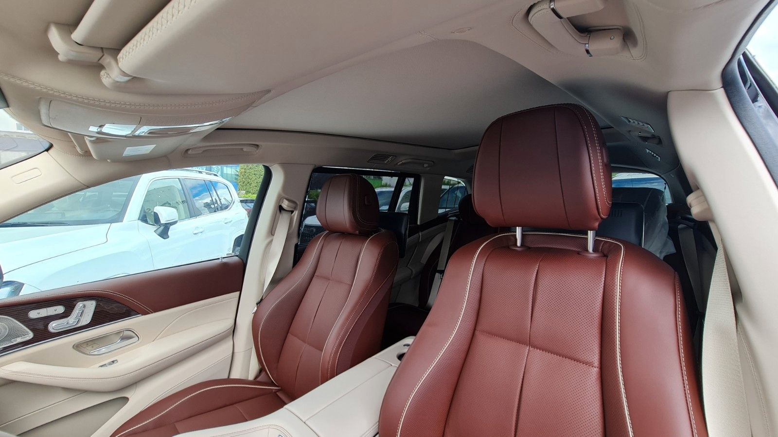 Mercedes-Benz GLS 600 MAYBACH - Samsaru's Car Outlet