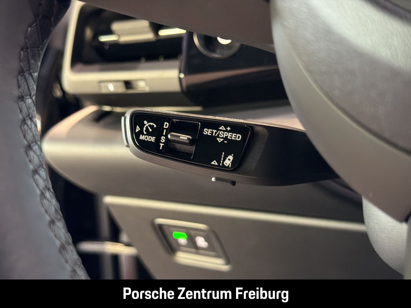 Porsche Macan 4 LED-Matrix lLuftfederung PASM 21-Zoll