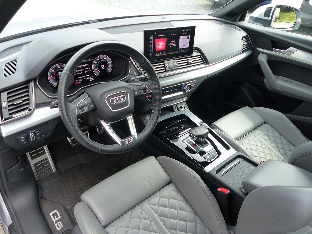 Audi Q5 50 TDI quattro Tiptronic Advanced - Samsaru's Car Outlet