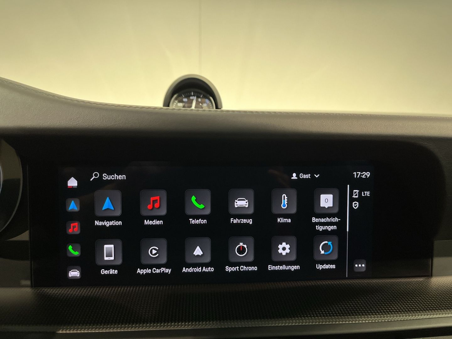 Porsche 992 911 Carrera 4 GTS Cabrio BOSE Surround View