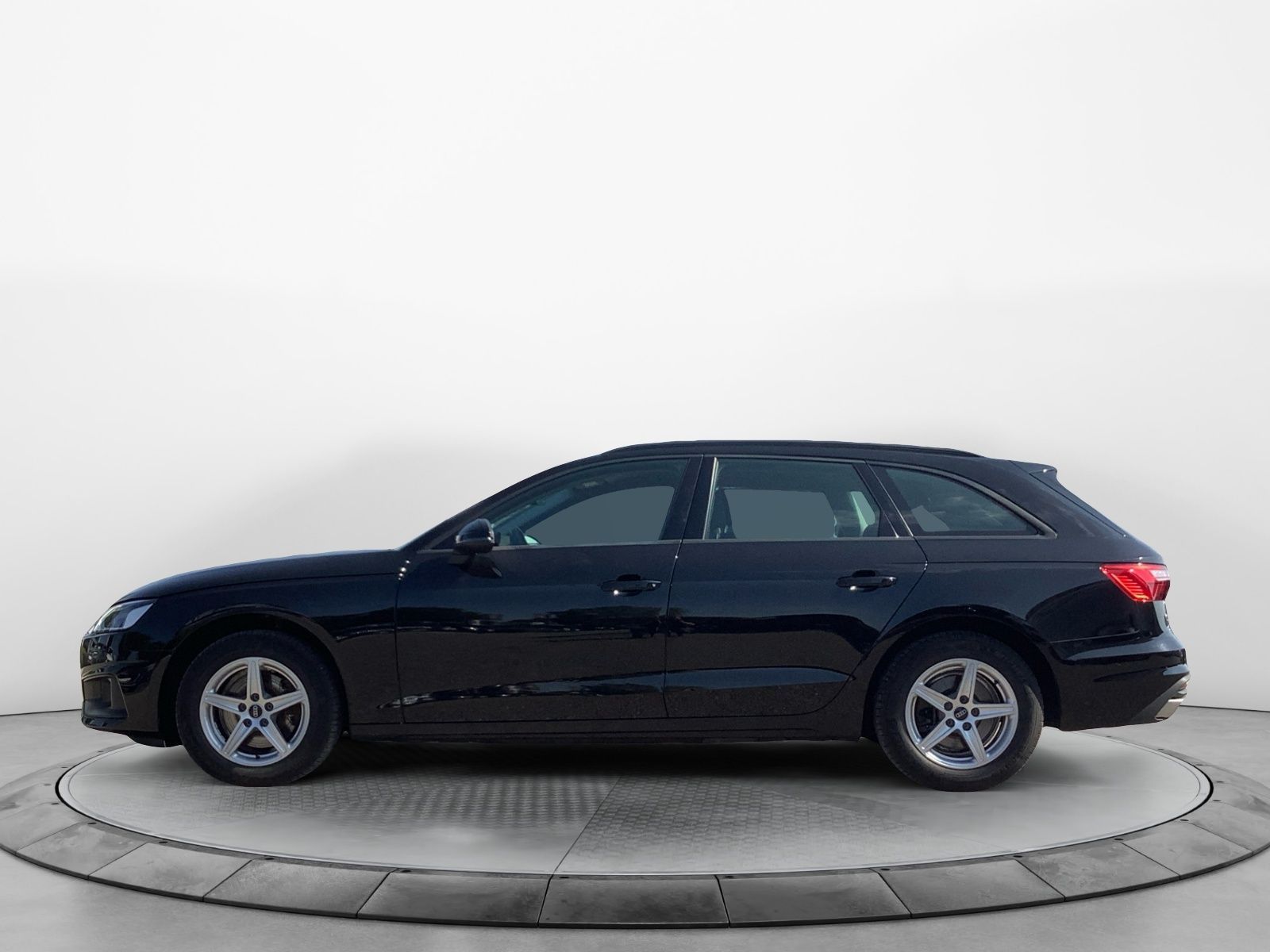Audi A4 Avant 35 TDI S-Tronic - Samsaru's Car Outlet