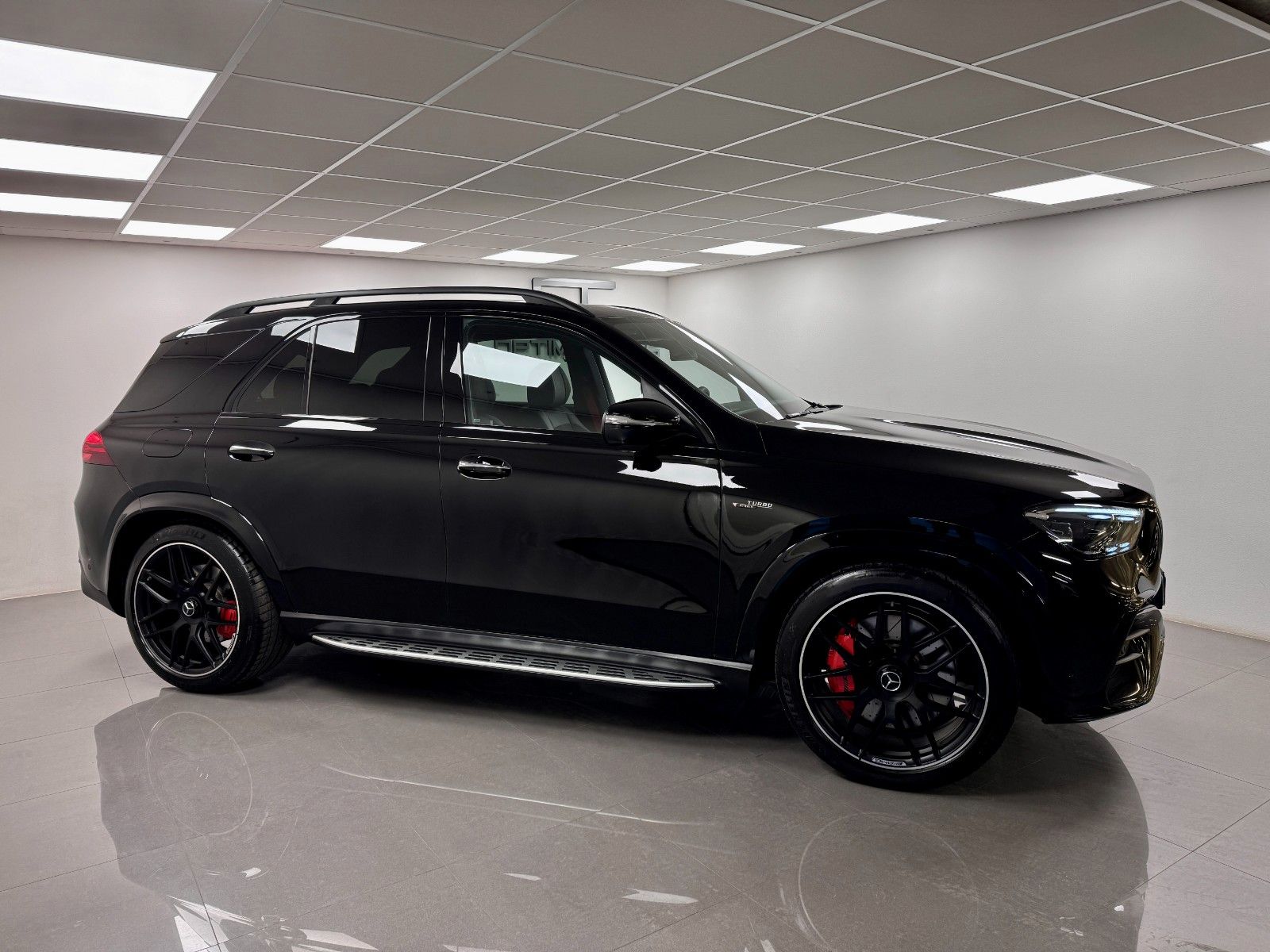 Mercedes-Benz GLE 53 AMG HYBRID 4M+ 544HP NP: 91.992€