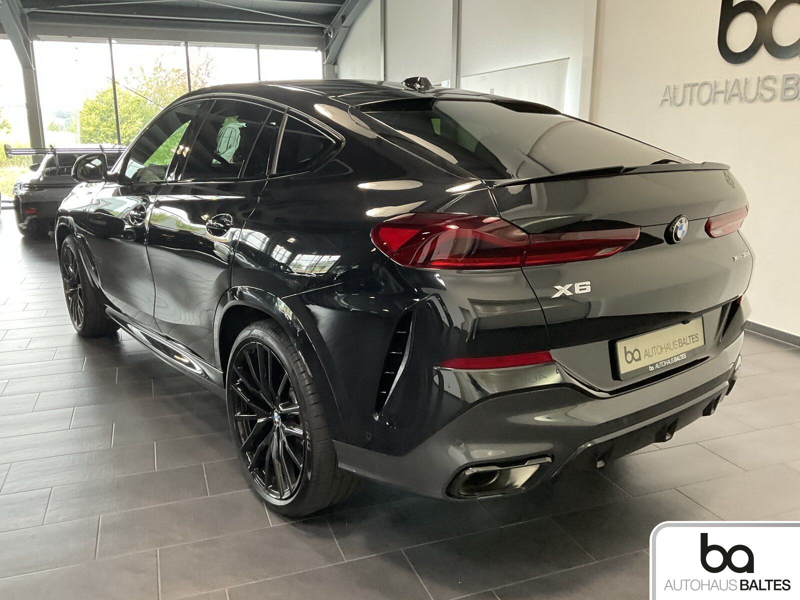 BMW X6 xDrive 30d M Sport 22"/Pano/HK/DrivPro/Luft/A