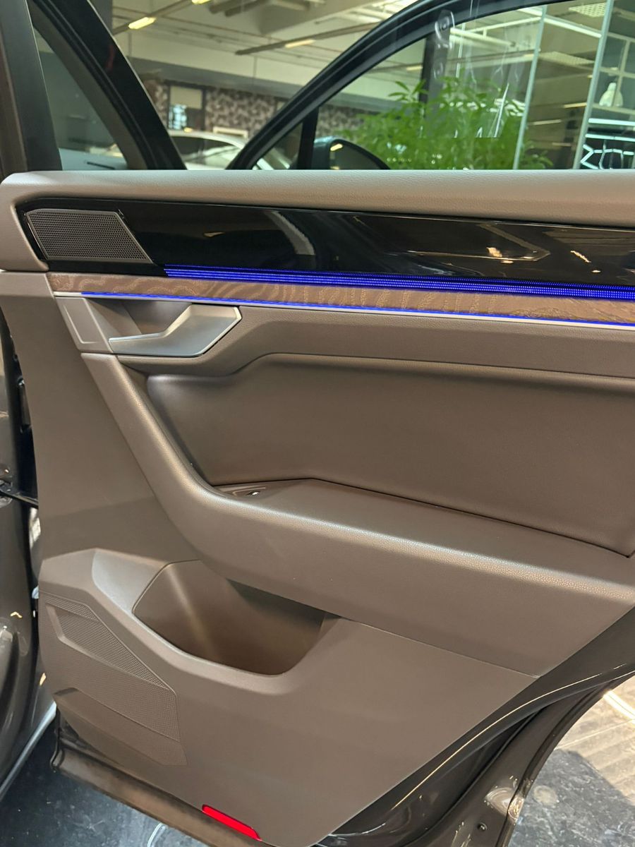 Volkswagen Touareg Atmosphere 4Motion virtual Memory AHK