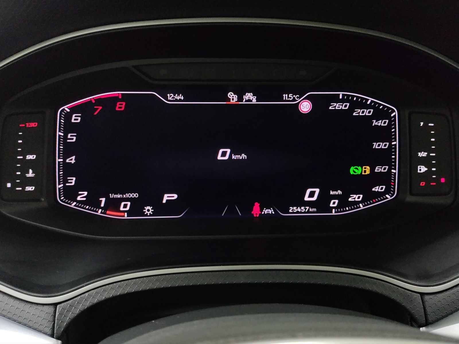Seat Arona 1.5 TSI DSG FR NAVI AHK ACC GJR